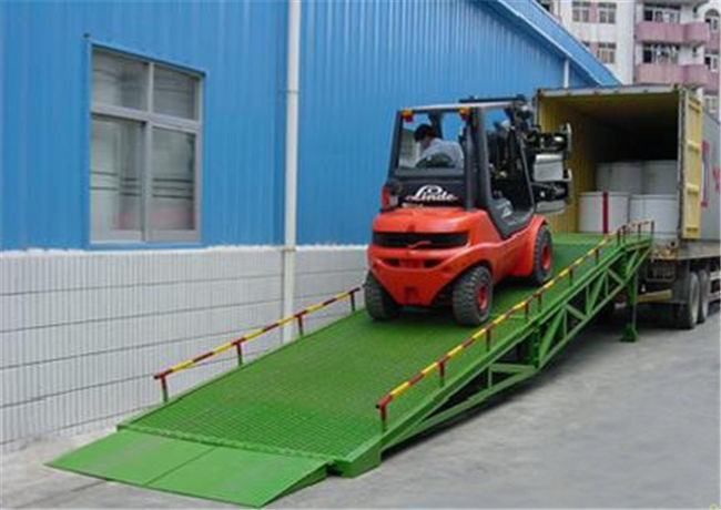 登車(chē)橋